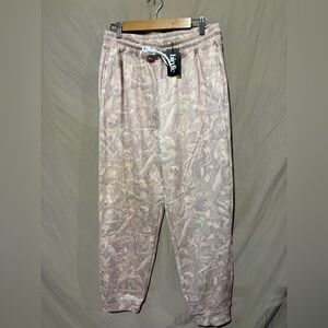 Birdie camo joggers
